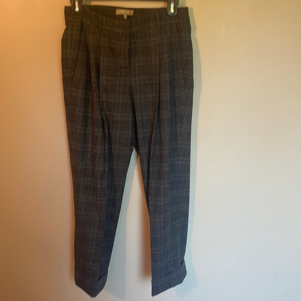 Wool cropped pleated with cuff pant